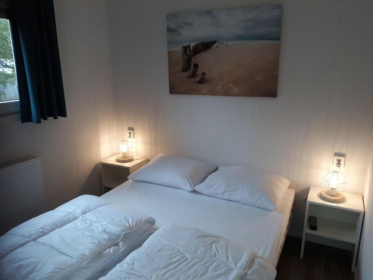 Camping De Duinhoeve Chalet Schelp Not For Companies Nieuw-Haamstede Exterior foto